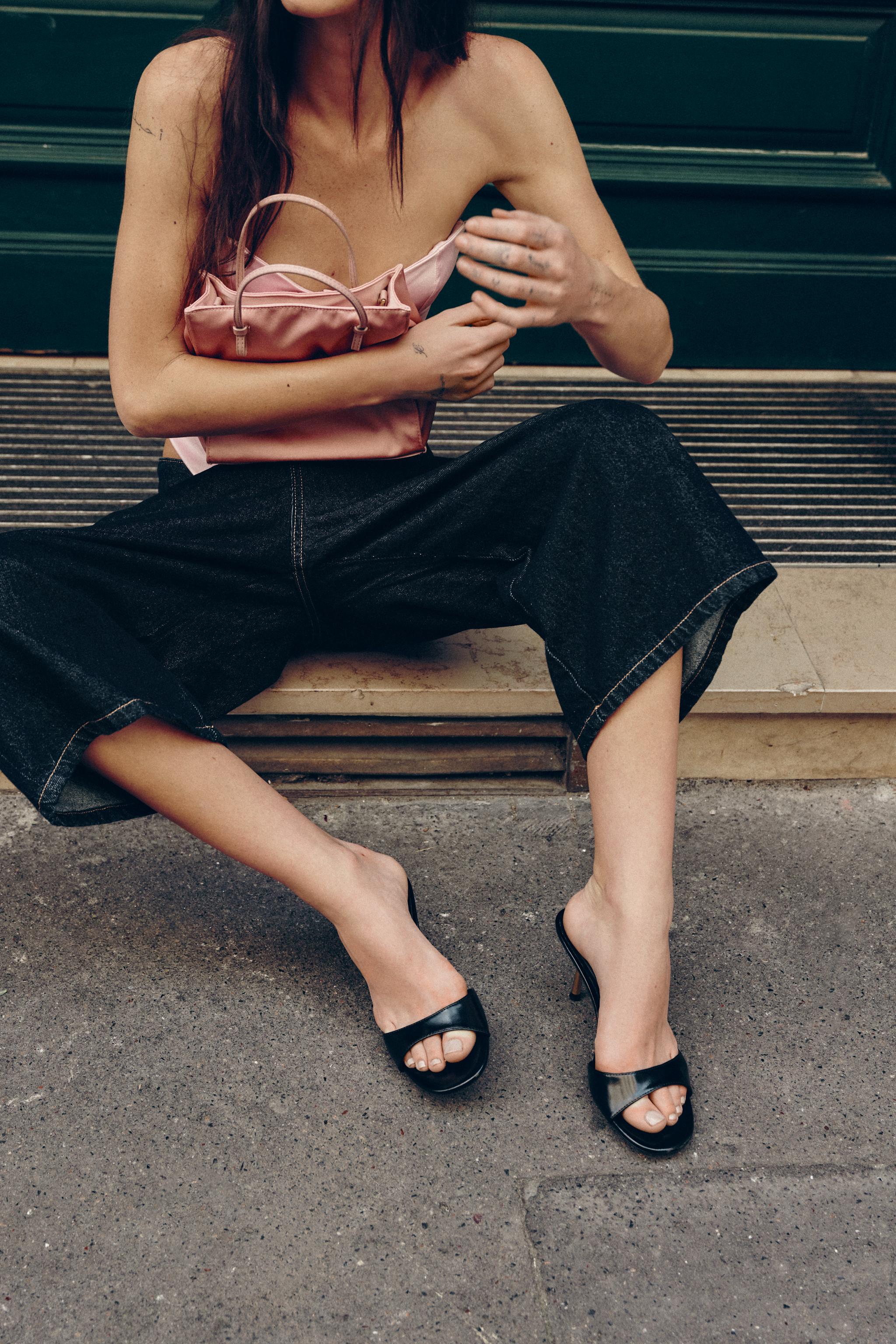 METALLIC HEELED SANDALS